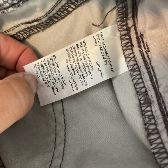 WHBM Curvy-Fit Sculpt High-Rise Snake-Print Skinny Ankle Jeans Sz 12L - Picture 5 of 5